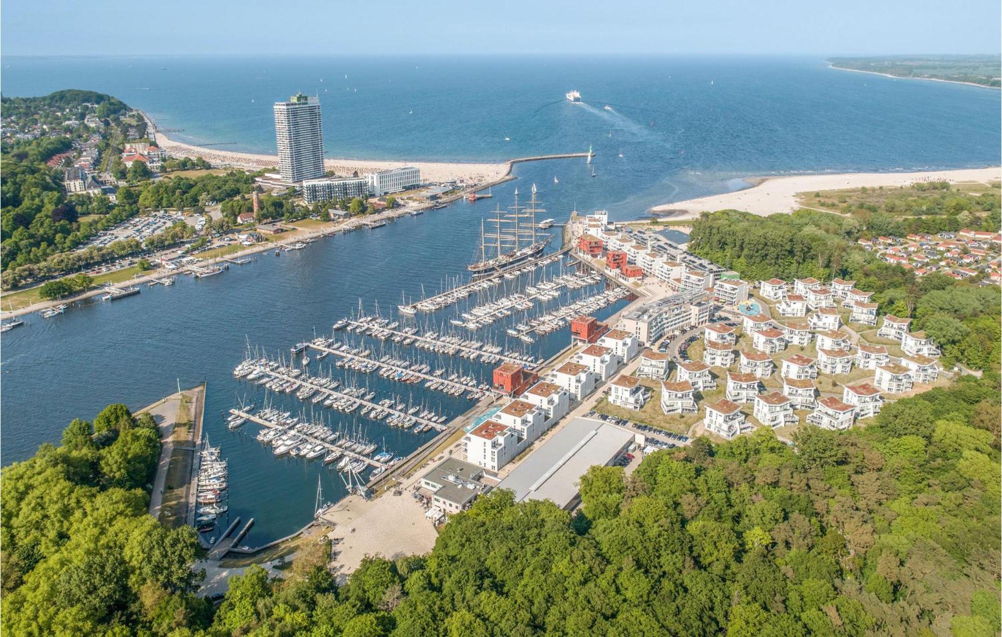 Amazing Apartment In Luebeck Travemuende With Sauna Buitenkant foto